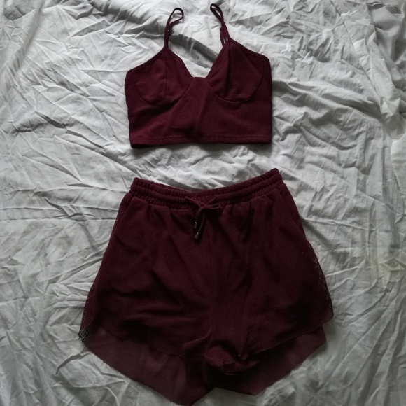 Burgundy two-piece romper set - Picture 1 of 7